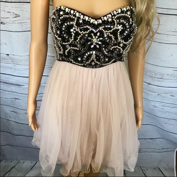 BLONDIE NITES PARTY DRESS - Picture 2 of 7